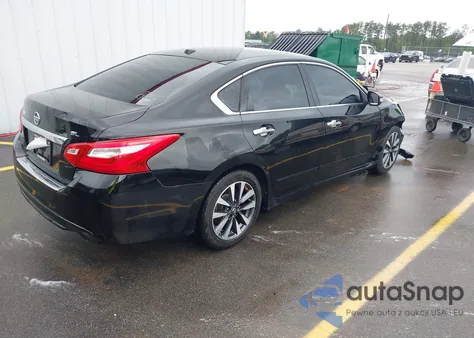 2017 Nissan Altima 2.5/S/Sv/Sl/Sr из США, поврежденный, VIN 1N4AL3AP3HC122781